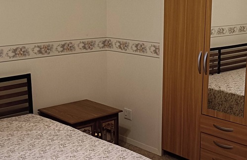 Lethbridge House | Beautiful Room in west side of lethbridge