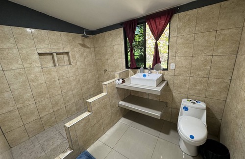 Suchitoto Bed & Breakfast | Beautiful room surrounded by nature, near the city of Suchitoto