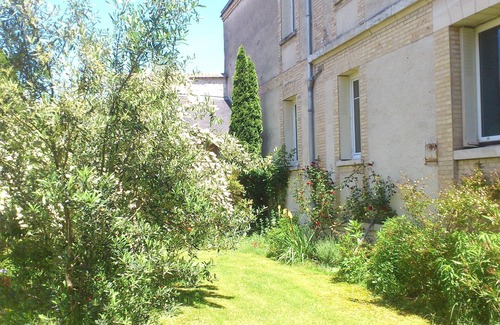 Orleans House | Beautiful rooms 5 minutes from the Loire