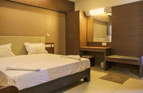 Madurai Hotel | Beautiful Rooms with Modern stay/Madurai