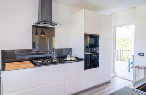 Ceceda Ski Chalet | Beautiful Rural House in Nava