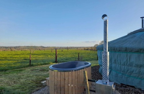 Redlynch Cabin | Beautiful Rural Yurt with Wood Fired hot tub