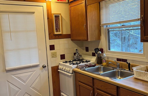 Great Valley Ski Chalet | Beautiful & rustic 4 bdr Chalet made for memories!