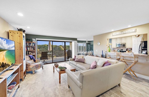 San Clemente Condo | Beautiful San Clemente Beach Condo, Walking to the Sand