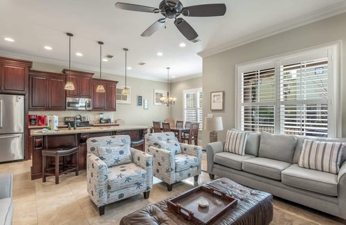 Villa Lago Villa | Beautiful Sandestin® Home! 6-Seater Golf Cart! 5 Bikes! Resort Pool Access - Bea