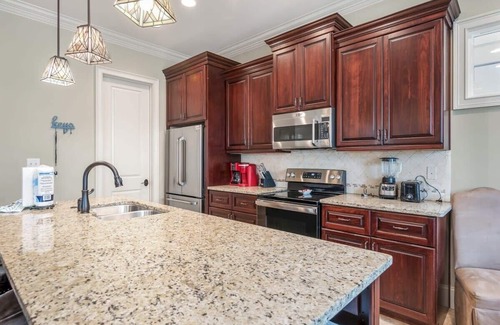 Villa Lago Villa | Beautiful Sandestin® Home! 6-Seater Golf Cart! 5 Bikes! Resort Pool Access - Bea