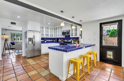 Canyon Country House | Beautiful Santa Clarita Oasis