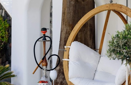 Exo Gialos Villa | Beautiful Santorini Villa | 3 Bedrooms | Villa Phos | Private Pool & Lovely Sea.