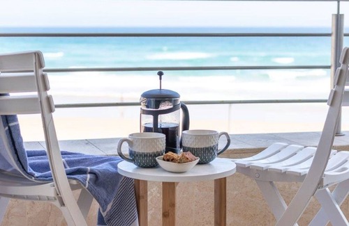 Herolds Bay House | Beautiful Sea Facing Room