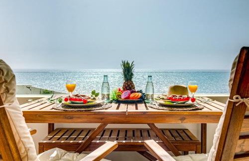 Callao Salvaje Apartment | Beautiful Sea View