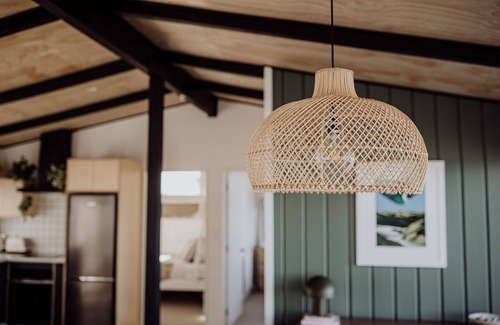 Hurunui District House | Beautiful seaside Bach with stunning views.Relax in the spa and soak in the view