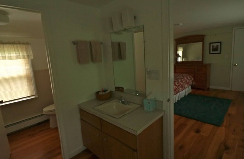 Mountainville Cottage | Beautiful, Secluded, Country Cottage, With 30x60 In-Ground Pool.