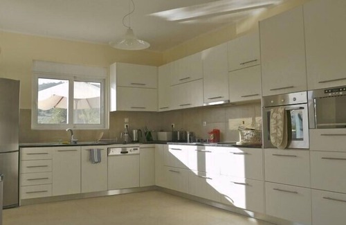 Lindos Villa | Beautiful secluded 3 bedroom luxury villa , Lindos