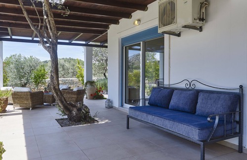Lindos Villa | Beautiful secluded 3 bedroom luxury villa , Lindos
