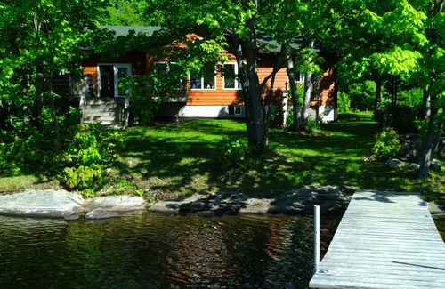 Whitestone Cottage | Beautiful Secluded Cottage Property