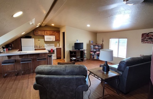 Washington County House | Beautiful Secluded Casita Close to Zion Pool Fire Pit Patio, This Is YOUR Place!