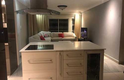 Kingsburgh House | beautiful self catering holiday home on the south coast. close to amenities