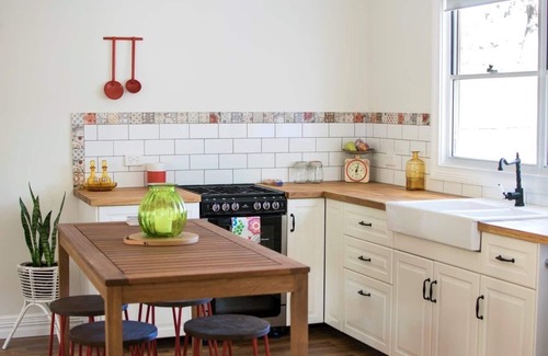 Helena Valley Cottage | Beautiful self contained cottages nestled in the picturesque Helena Valley.