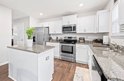 Pendleton House | Beautiful Serene Stay 5 Miles From Clemson University!