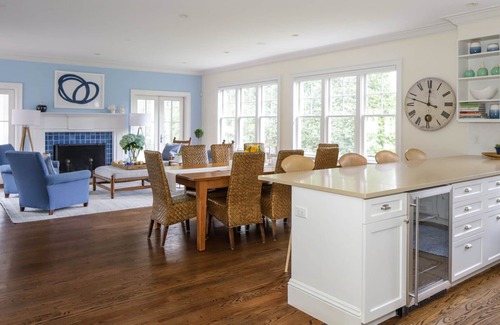 Village of Southampton House | Beautiful shingle-style estate sited on one acre of land, fabulous outdoor.