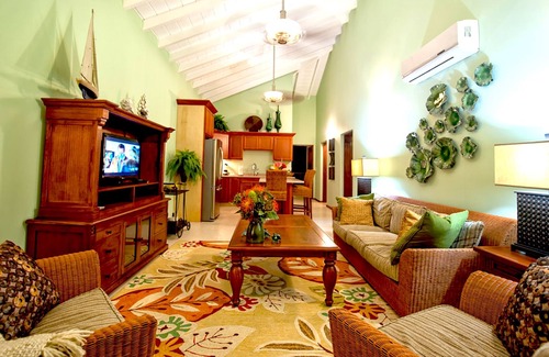 Shoal Bay Condo | Beautiful Shoal Bay Condo Penthouse for 2-6 Guests