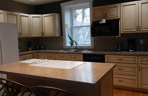 Refton House | Beautiful single-family house building from 1840