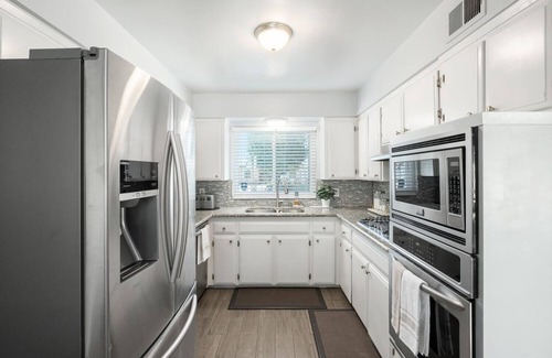 Clovis House | Beautiful Single Family 4Bed/2bath in Clovis