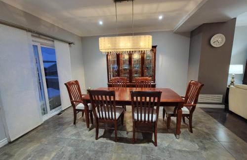 Rockland Apartment | Beautiful single House in Rockland,ON