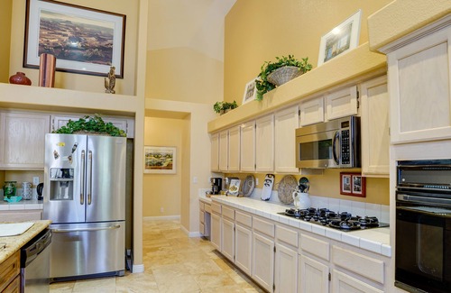Green Valley North House | Beautiful Single Story Home in Green Valley - Near Airport and LV Strip