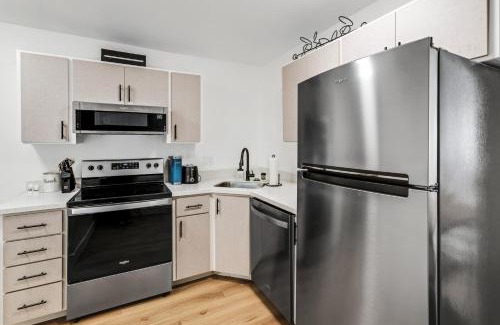 Beaver Apartment | Beautiful Ski-in Ski-out Condo Located On The Eagle Point Resort! condo