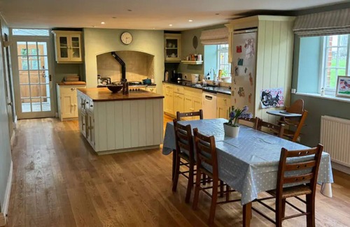 West Pennard House | Beautiful Somerset family home