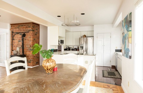 Mukilteo House | Beautiful Sound View Guesthouse