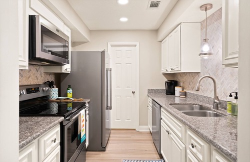 Saint Simons Heights Condo | Beautiful South Island, Fully Remodeled, 3 Bedroom Escape with Sunroom