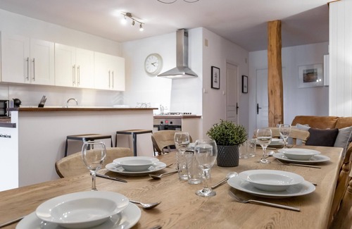 Bourlens Cottage | Beautiful south facing cottage sleeping up to seven