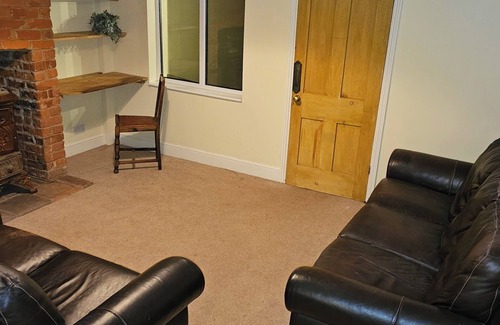 Bury St Edmunds House | Beautiful Spacious 5 Bed House