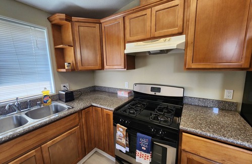 American Canyon House | Beautiful, spacious 3 bedroom Napa Adjacent hideaway. Pet and family friendly