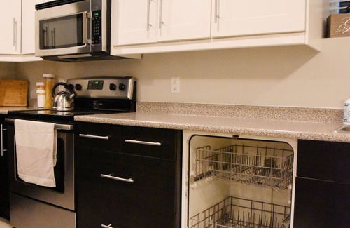 Lower Sumas Mountain House | Beautiful & Spacious 2 Bedroom Suite available for short term rental