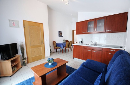 Spadici Apartment | Beautiful spacious apartment (No. 3) with 2 bedrooms 300m from the beach