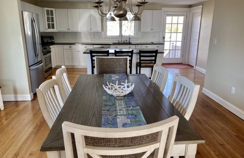West Haven House | Beautiful, Spacious, Beachfront Home - Perfect for Entertaining Family & Friends