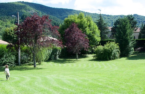 Accons House | Beautiful spacious family friendly home with huge garden and amazing view