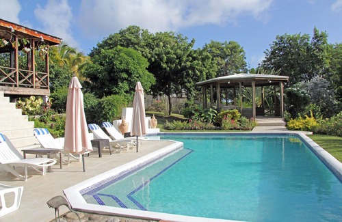 Saint David's Villa | Beautiful, spacious high-end luxury villa in prime location, pool, ocean view.