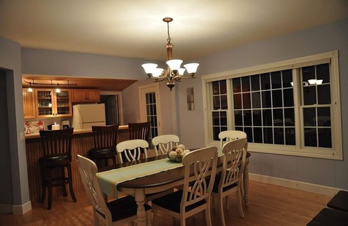 Northport Cottage | Beautiful, spacious home in the village. Walk to everything. Air conditioning