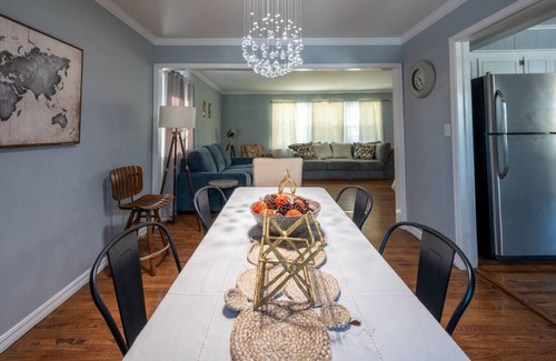Tulsa House | Beautiful Spacious Home- Near the Expo, TU, gathering Place, Fair park
