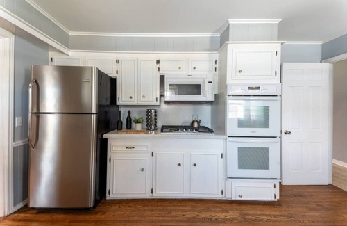 Tulsa House | Beautiful Spacious Home- Near the Expo, TU, gathering Place, Fair park