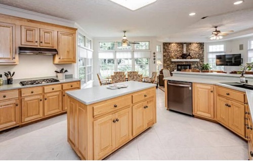 Bermuda House | Beautiful Spacious home on James River, dock/lift