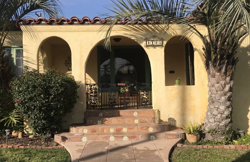 Kensington House | Beautiful Spanish Home in the Kensington Charming Neighborhood