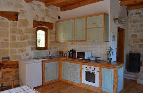 Melidoni Cottage | Beautiful Stone Cottage with Sea and Mountain Views