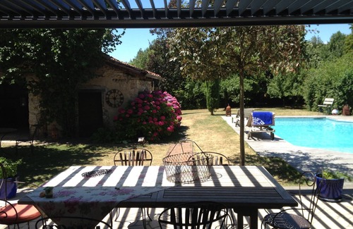 Tossiat House | Beautiful stone house with pool.