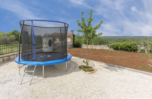 Selina Cottage | Beautiful stone villa with swimming pool in idyllic and peaceful surroundings