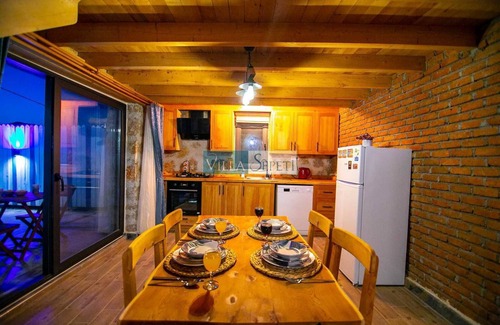 Uzumlu Villa | Beautiful stone & wood villa private pool&jacuzi